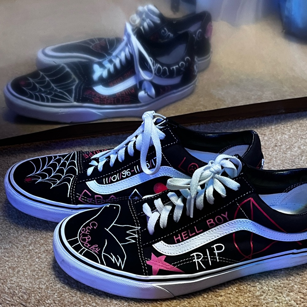 lil peep custom 1 of 1 vans!! never worn and in perfect condition. men’s 11